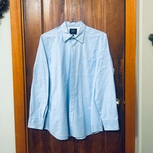 Charles Tyrwhitt Classic Fit Men Blue Dress Shirt 100% cotton spread collar (M)